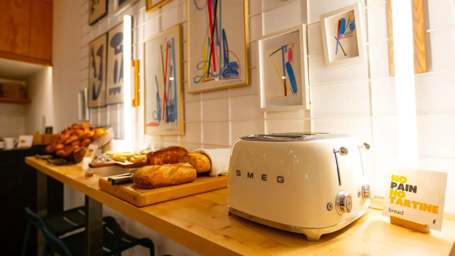 The People - Marseille Hostel