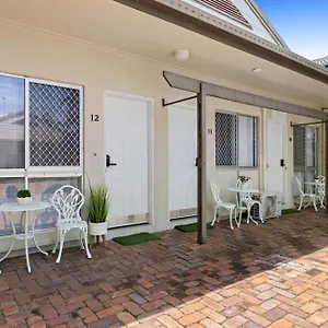 And 3*, Mooloolaba Australia