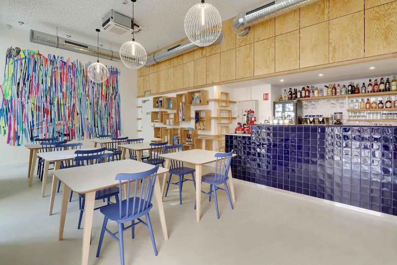The People - Marseille Hostel