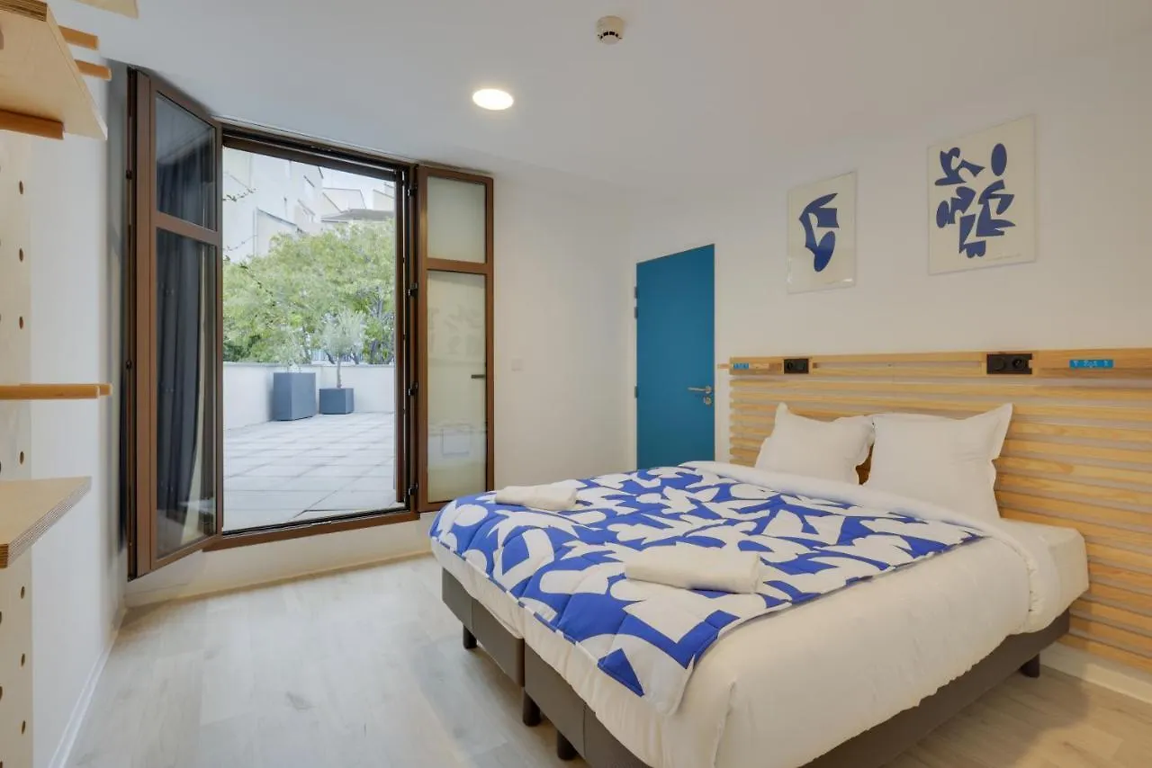 The People - Marseille Hostel