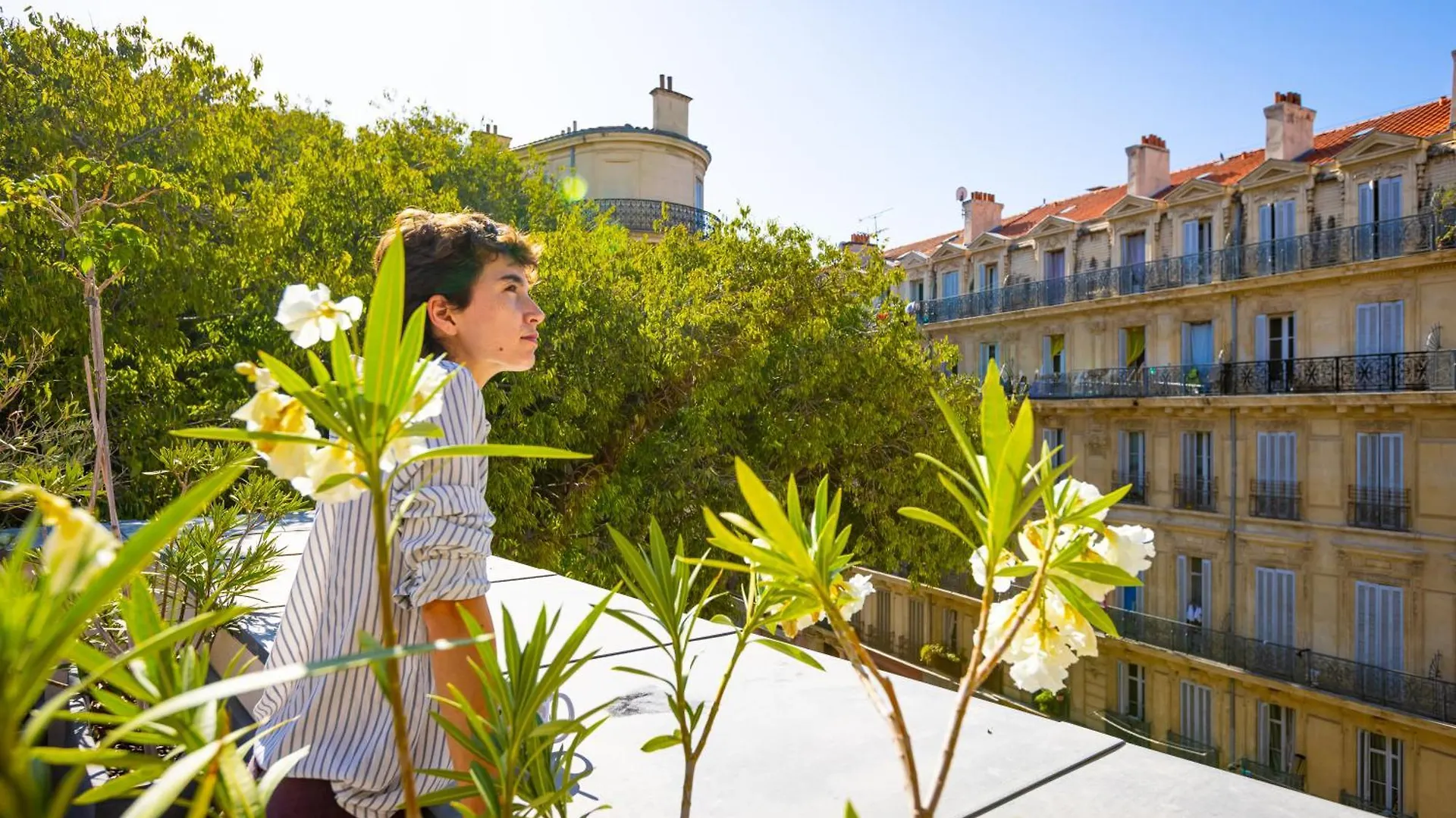 The People - Marseille Hostel France