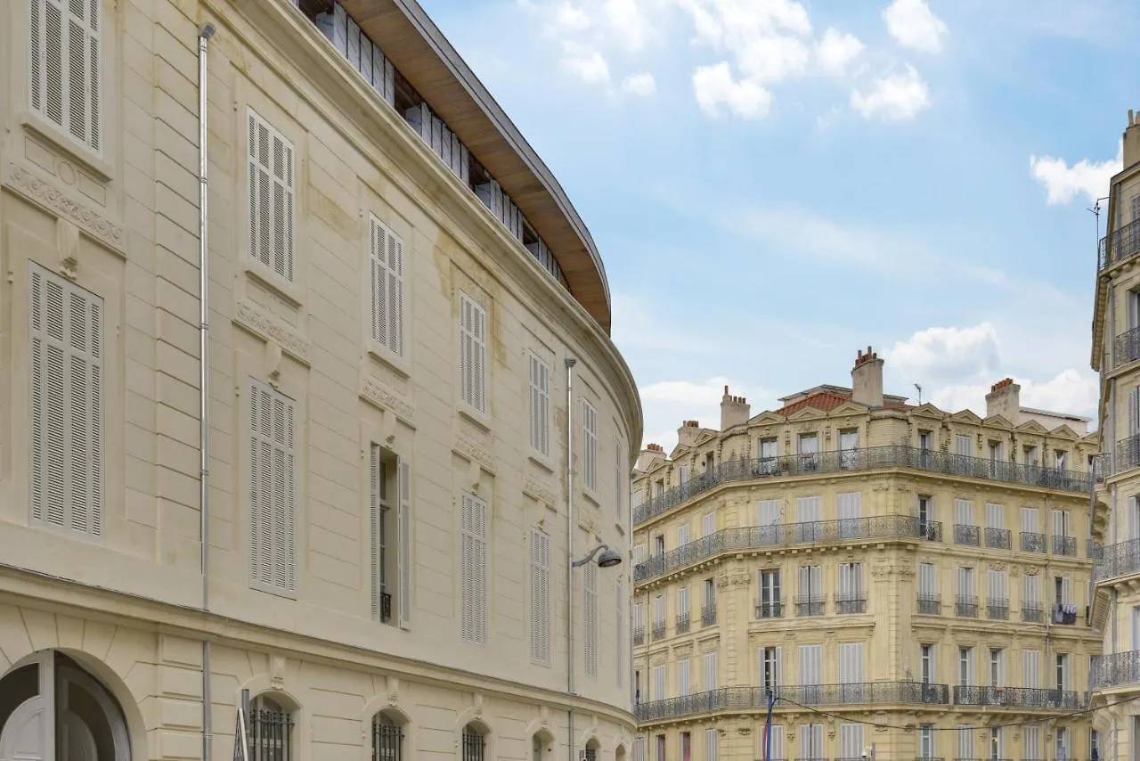 The People - Marseille Hostel