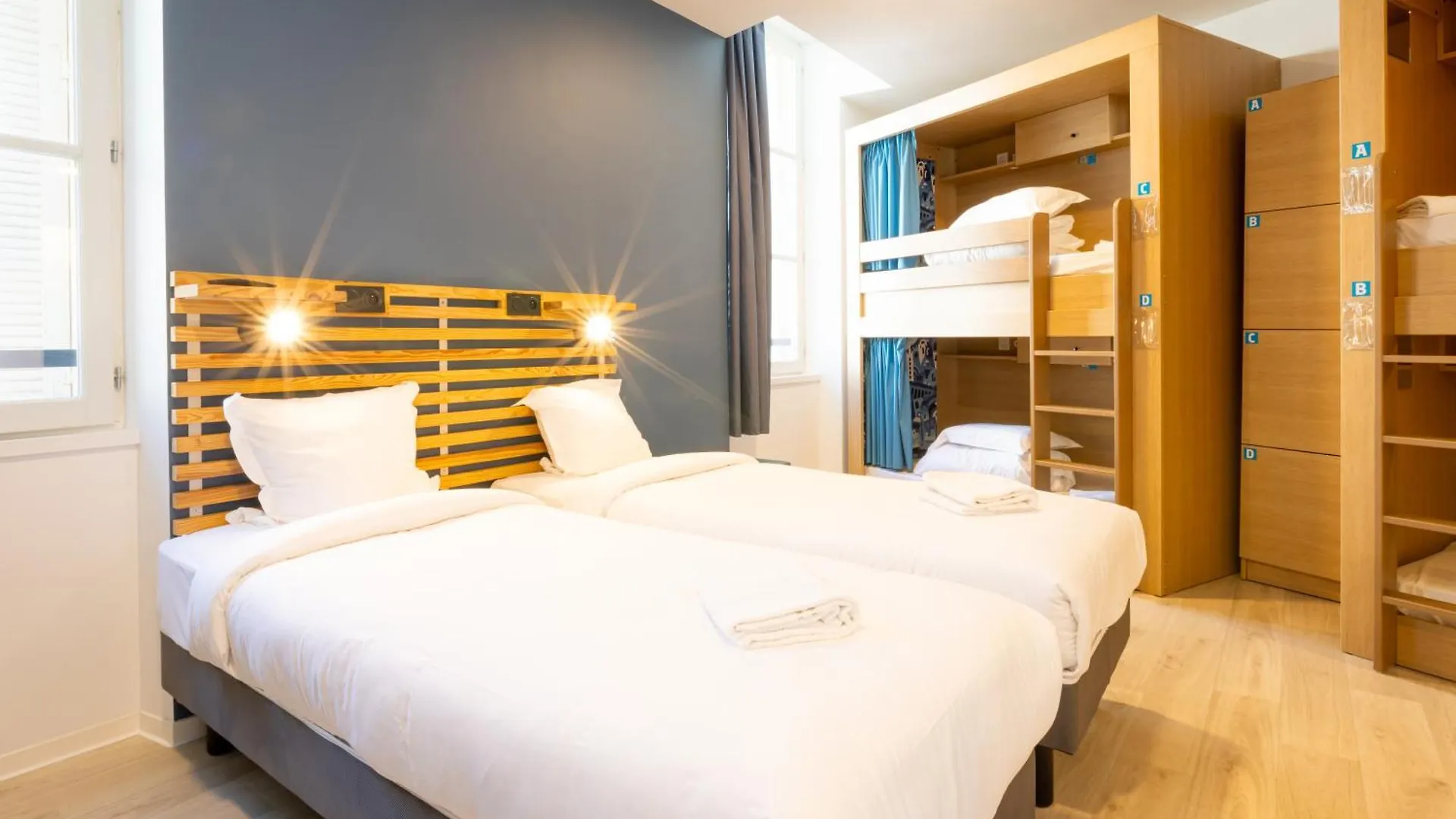 The People - Marseille Hostel